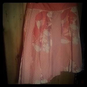 Size 12 pleated floral Liz Claiborne skirt.